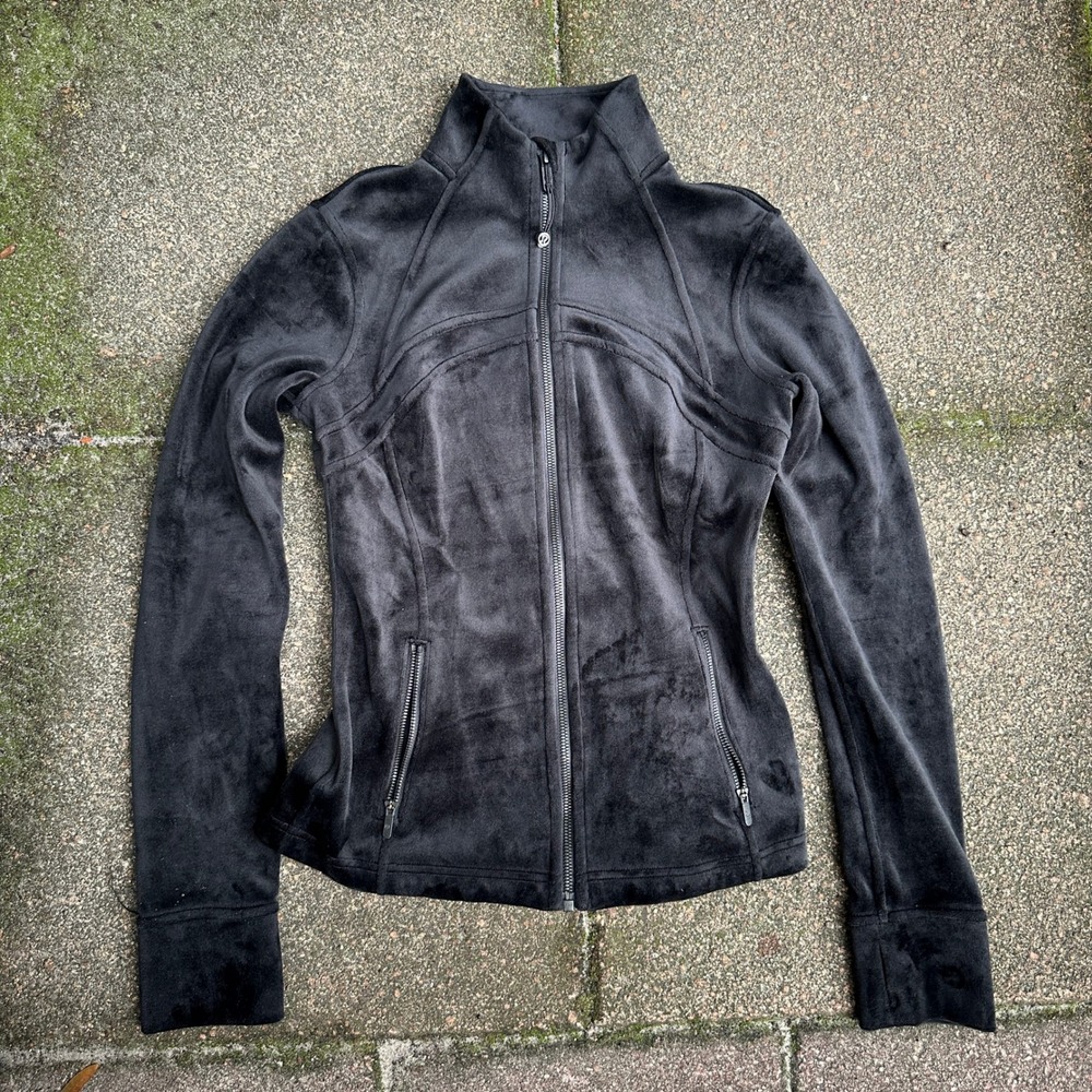 Lululemon Black Velour Define Jacket Full Zip Size 6 LW4CICS